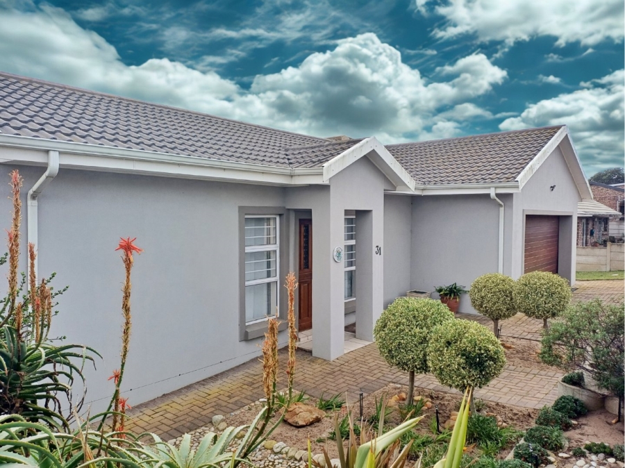 3 Bedroom Property for Sale in Fraaiuitsig Western Cape